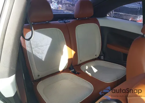 2017 Volkswagen Beetle #Pinkbeetle/1.8T Classic/1.8T S из США, поврежденный, VIN 3VWF17ATXHM631210